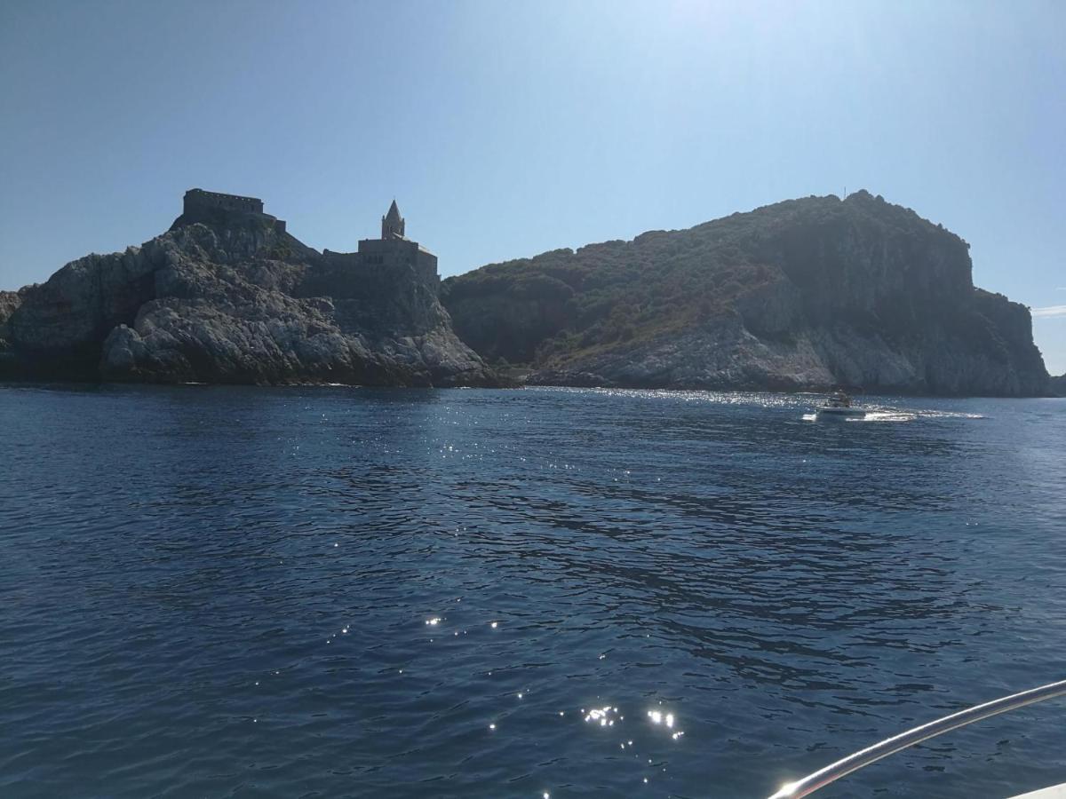 A Casa Di Gaia Riccò del Golfo di Spezia Exterior foto