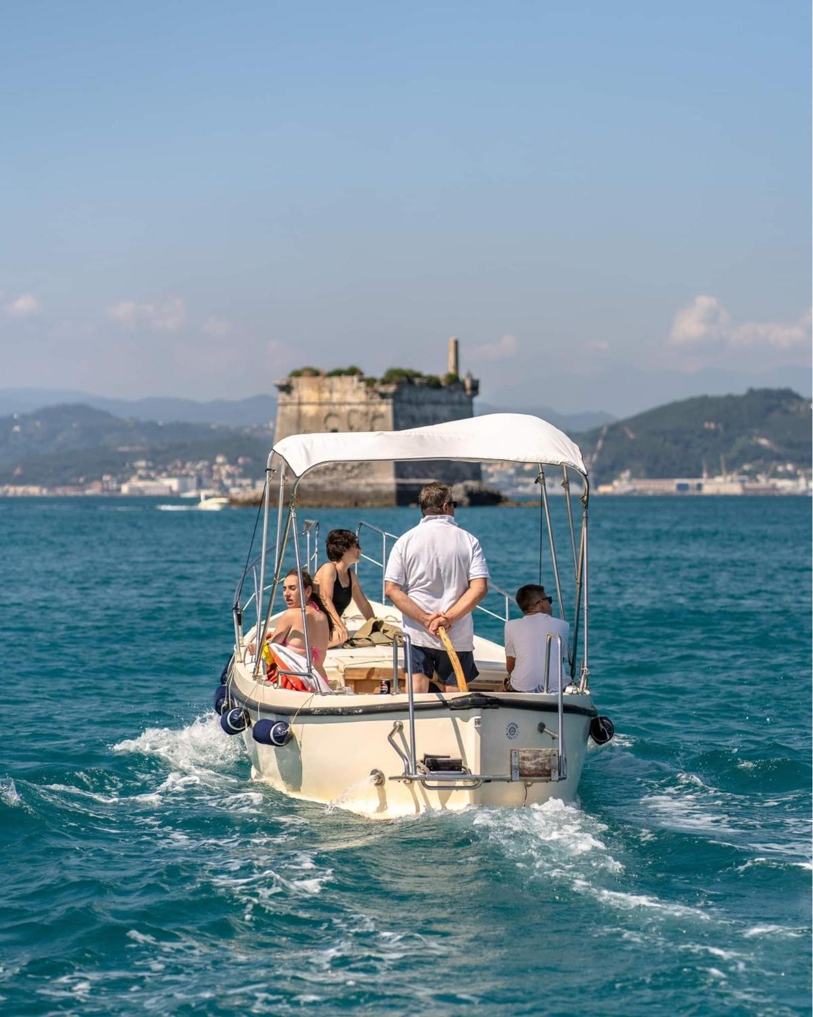 A Casa Di Gaia Riccò del Golfo di Spezia Exterior foto